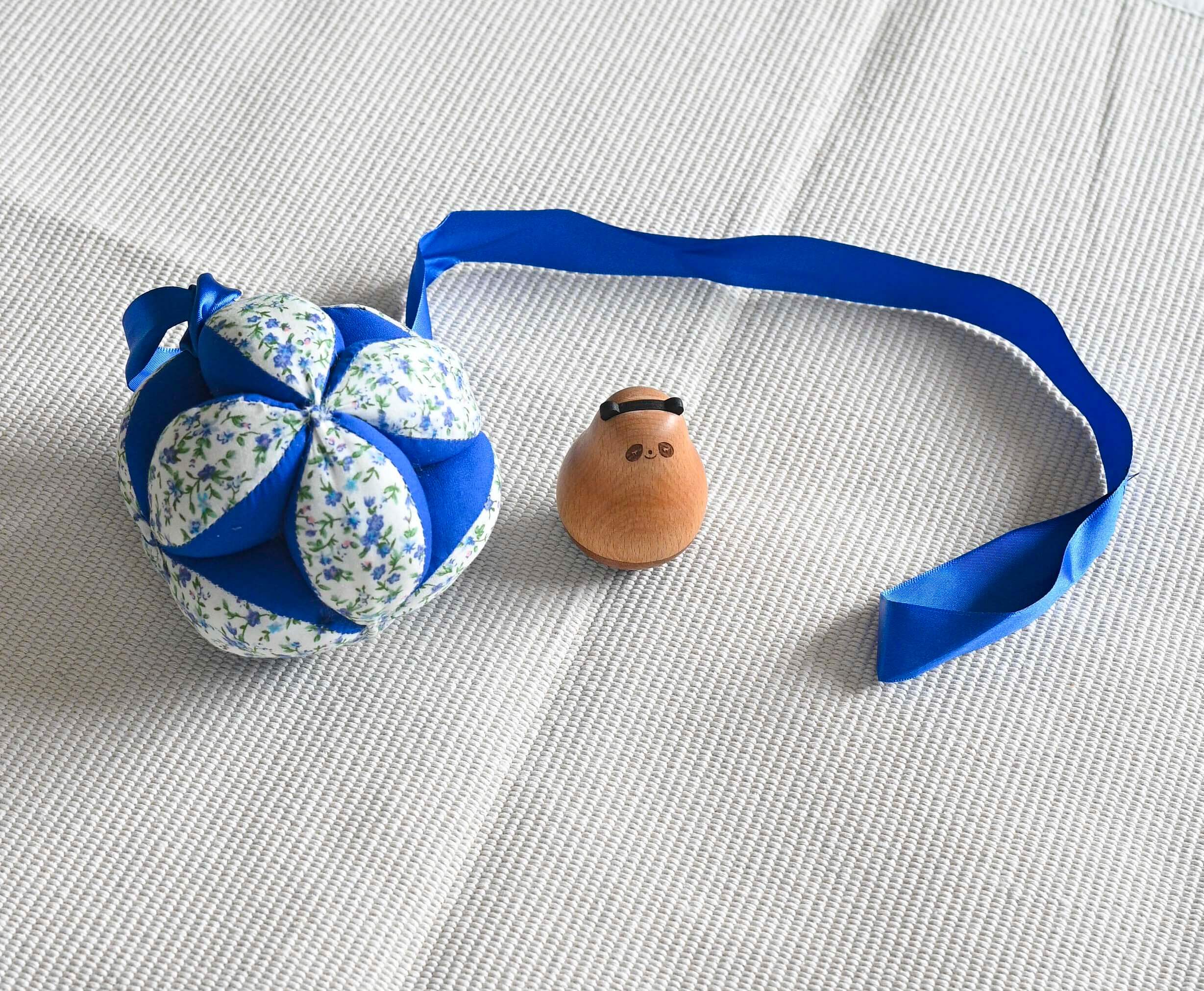 set-de-regalo-montessori-3-meses.jpg